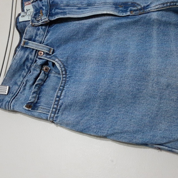 Levi's 550 men's relaxed fit jean medium wash size 31X34 - Picture 2 of 7